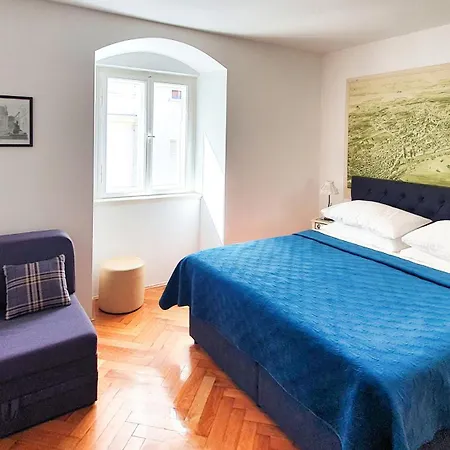 See Everlasting Split