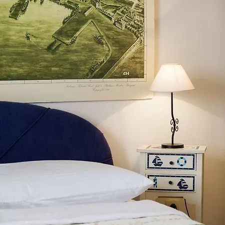 See Everlasting Apartment